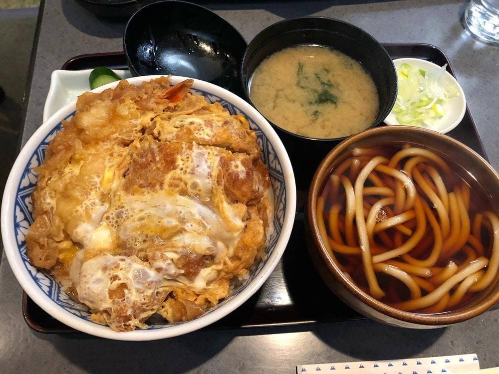 さか本 そば店