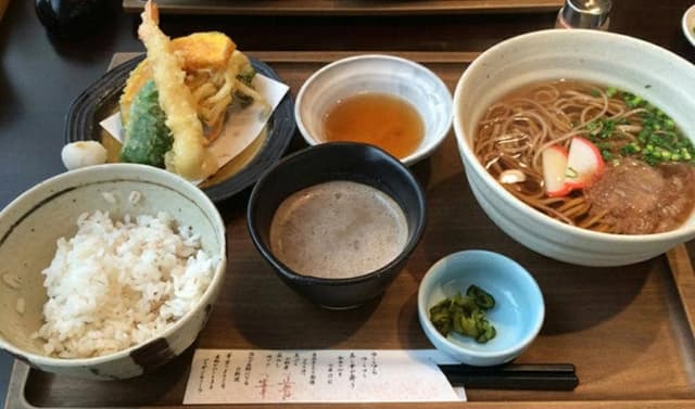 自然生とろろ御膳 華花 守山志段味店 - サブ画像3