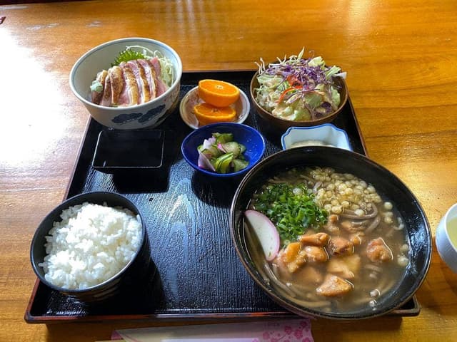 山茶屋 - サブ画像1