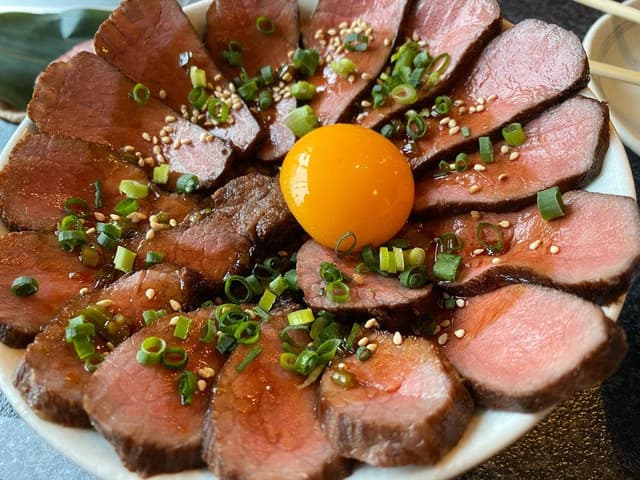 飛騨牛・焼肉 ジュージュ - サブ画像1