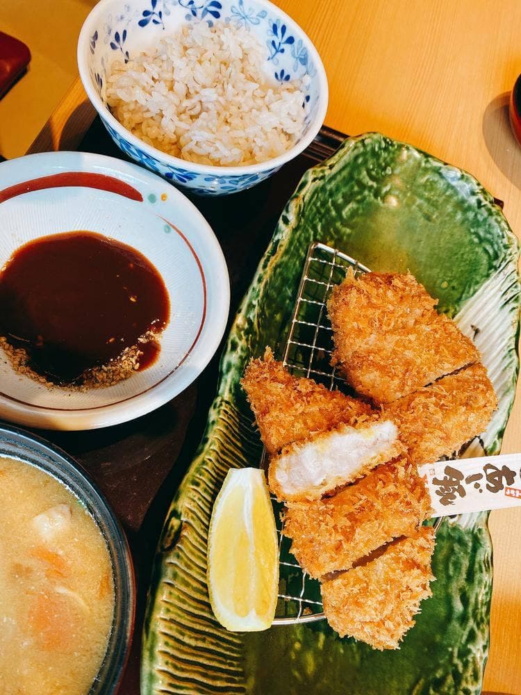 山かつ 山城店