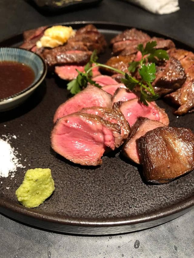 熟成ステーキ・牛鍋 座頭牛 分家 - サブ画像2