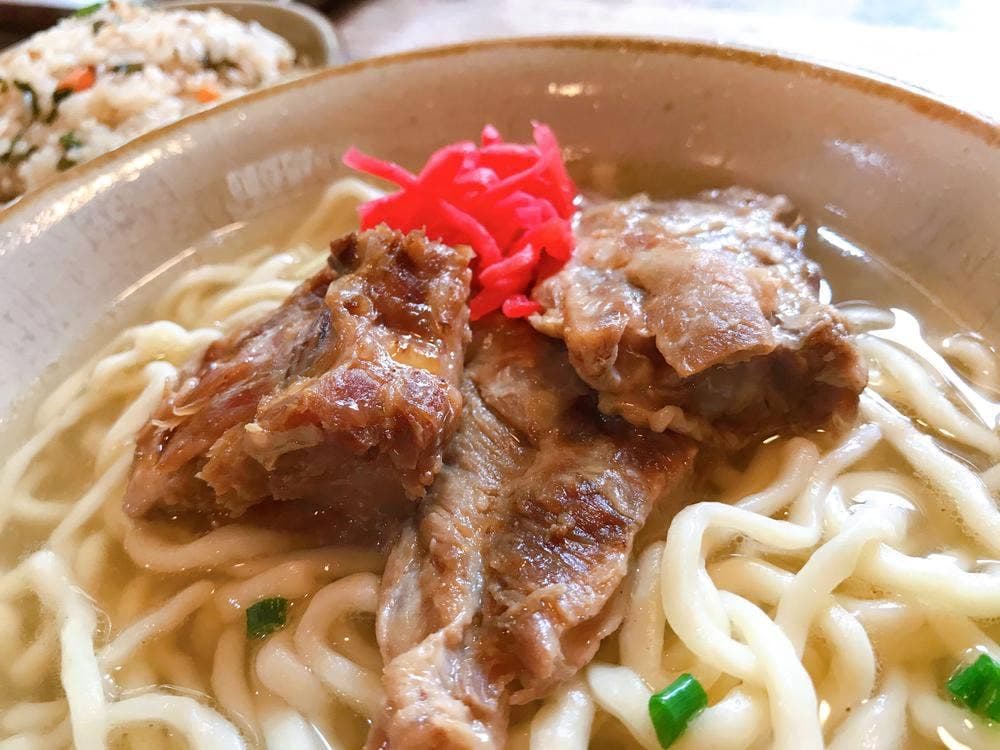 沖縄そば ゆい 諸見店