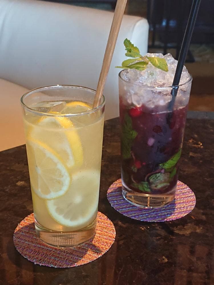 ロビーラウンジ