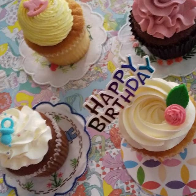 London Cupcakes - サブ画像1