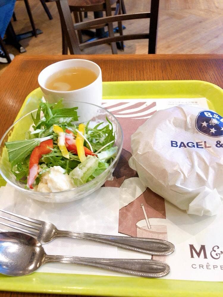 モミ&トイズ 新宿イーストサイドスクエア店