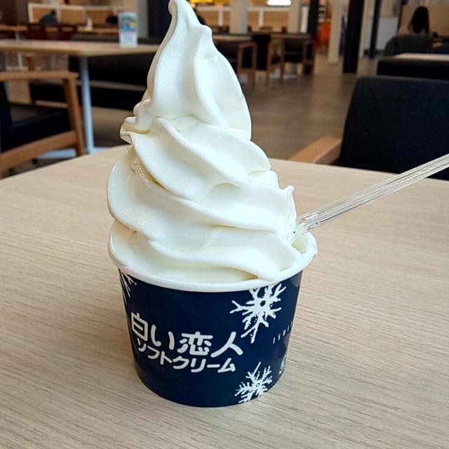 白い恋人ソフトクリーム 酒々井PA - サブ画像2