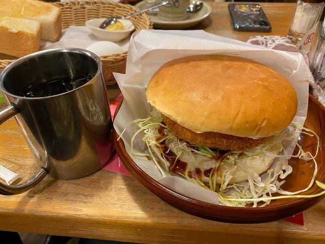 コメダ珈琲店 金山二丁目店 - サブ画像2