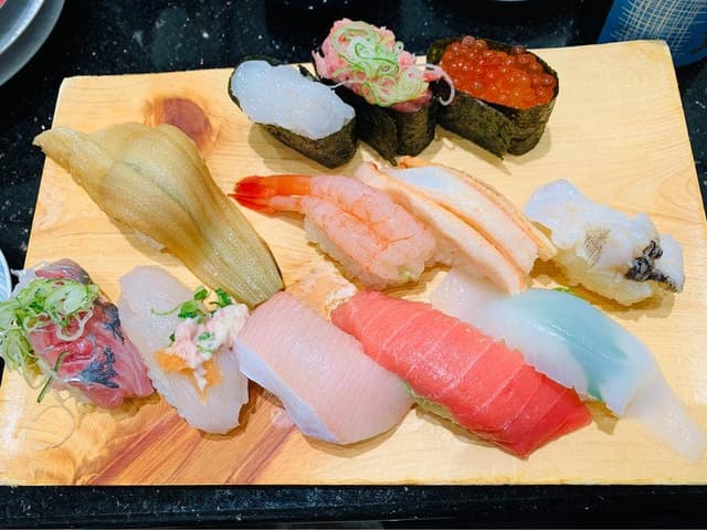 番屋のすし 高岡野村店 - サブ画像1