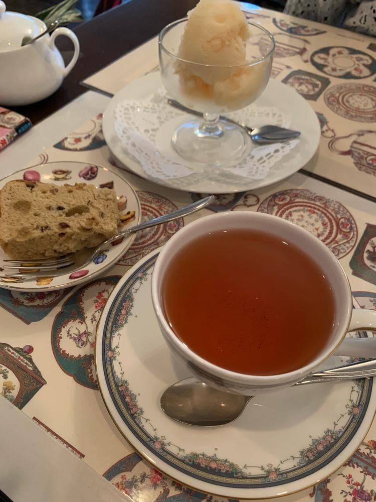 英国ティーハウスMOMO