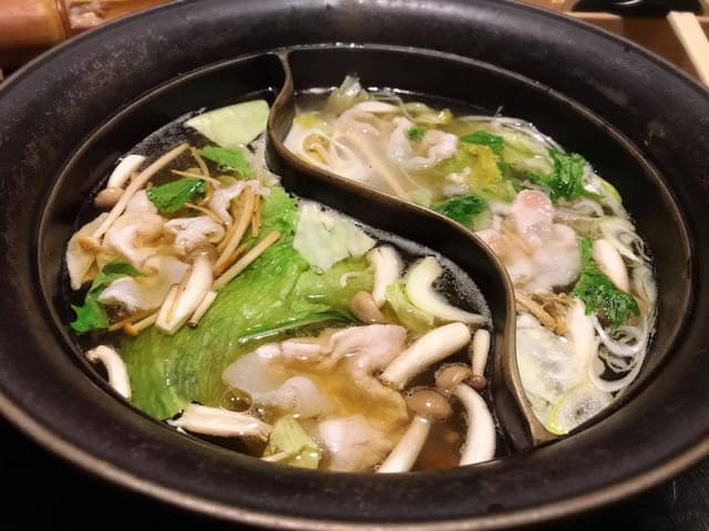 しゃぶしゃぶ温野菜 一番町店 - サブ画像1