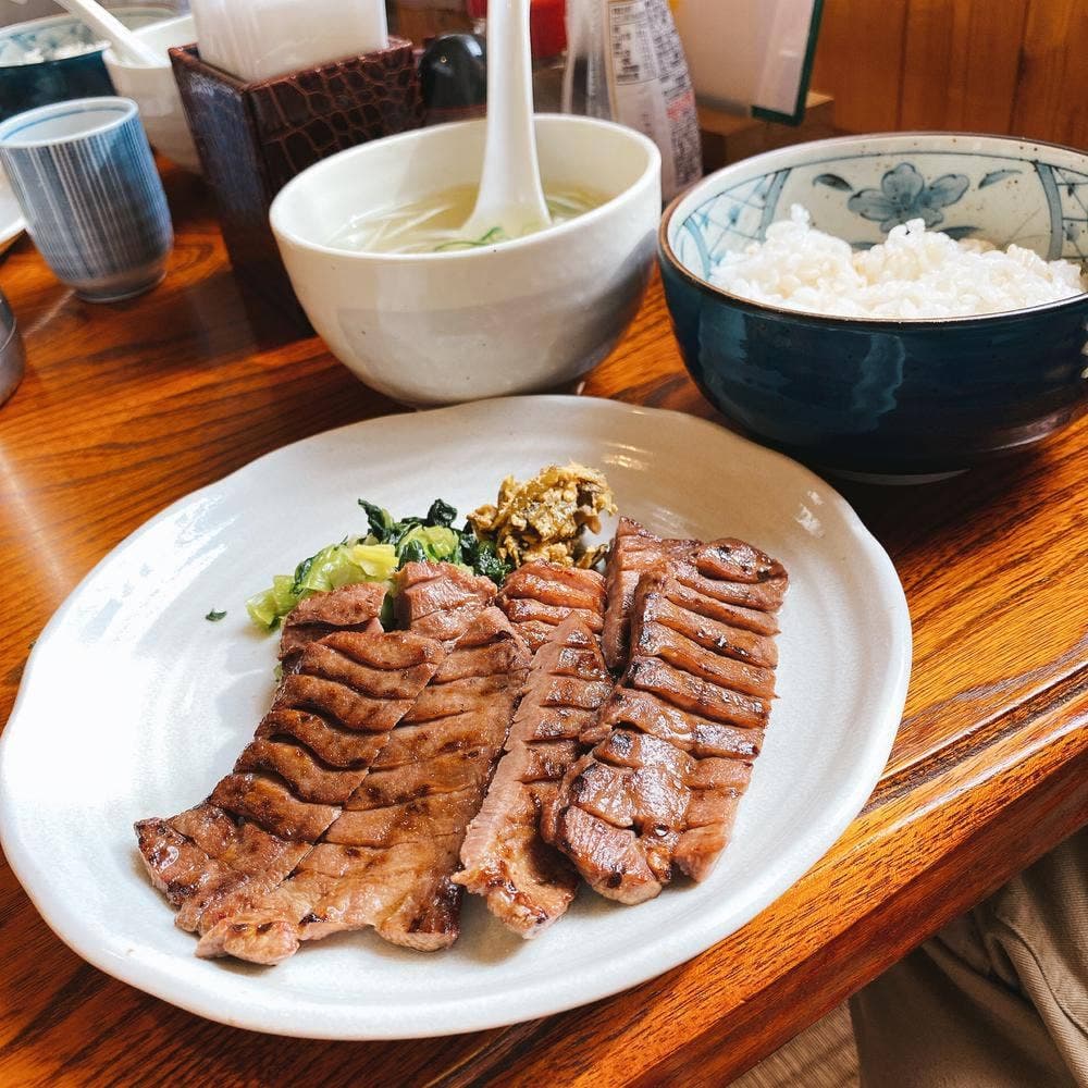 牛タン にし