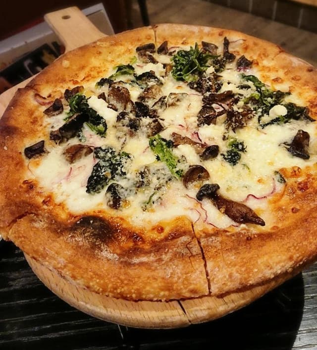ウルフギャング・パック PIZZA BAR 大阪 ザ パーク フロント ホテル店 - サブ画像3