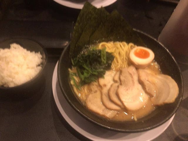 横浜らーめん 源泉 海老名店 - サブ画像2