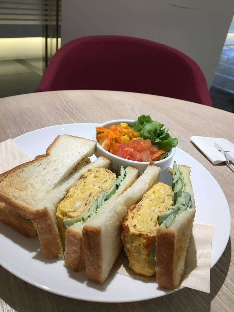 PARKSIDE CAFE 503