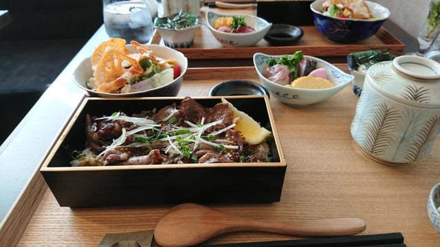 Bistro et vin Cadeau - サブ画像1