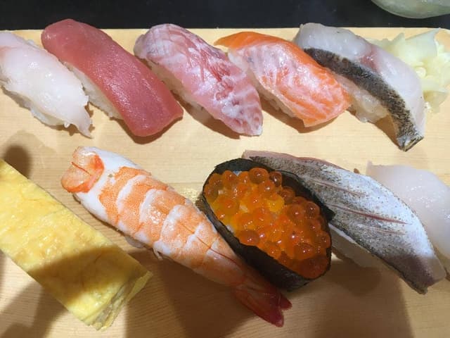 沼津 魚がし鮨 丸ビル店 - サブ画像2