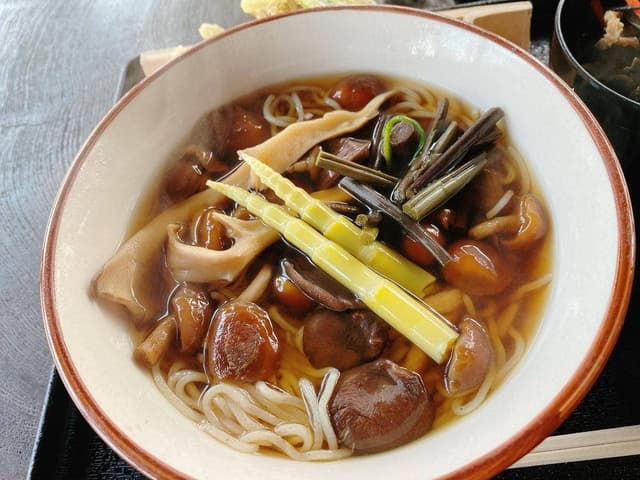 大久商店山の幸直売店 - サブ画像1