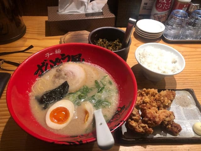 ラー麺ずんどう屋 堺八下町店 - サブ画像1