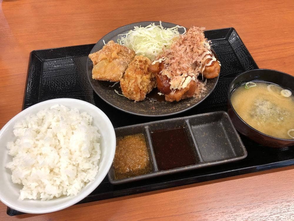からやま 青森大野店