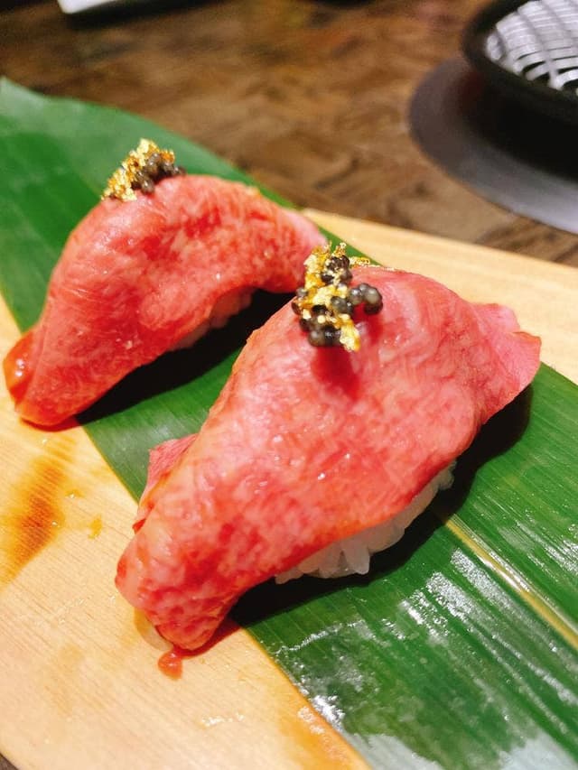 神戸牛焼肉&生タン料理 舌賛 - サブ画像2