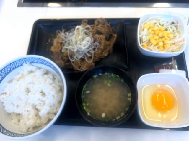 吉野家 尾久橋通り皿沼店 - サブ画像1