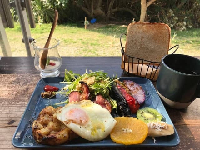 島野菜カフェ リハロウビーチ - サブ画像1