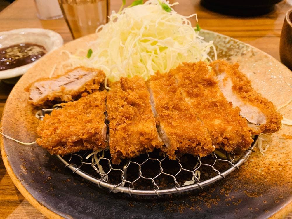 かつかつとんとん