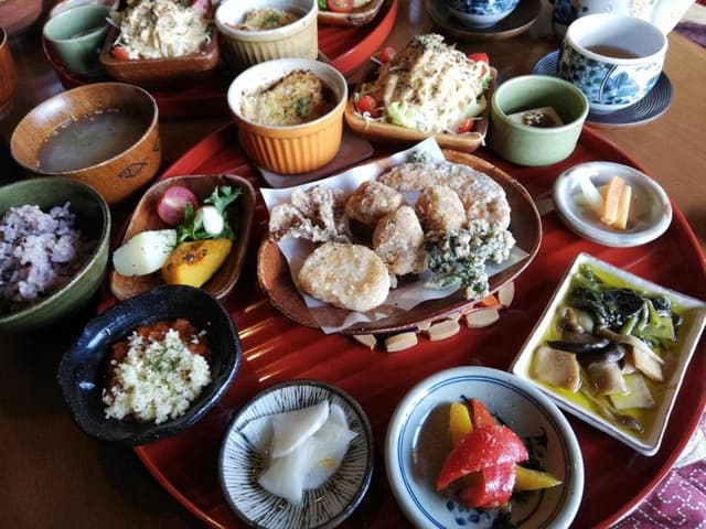 ナイヤビンギ - サブ画像1