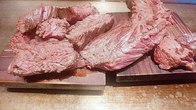 メガインディアンズ ステーキハウス 緑白土店 - サブ画像1