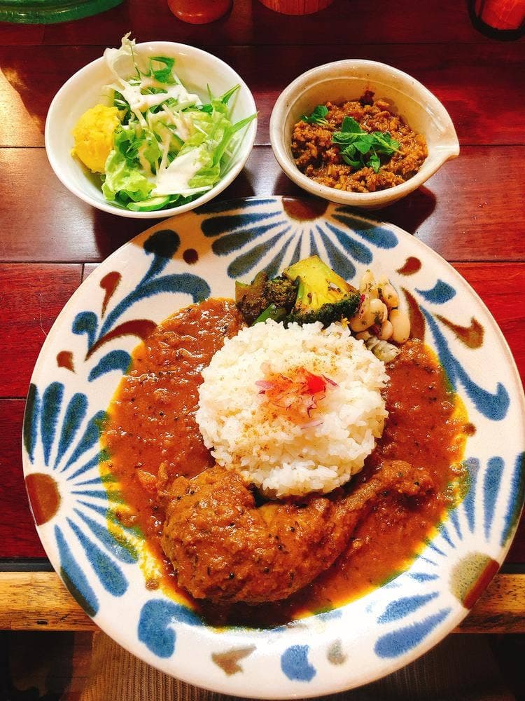 つまみ飲み屋 穴熊