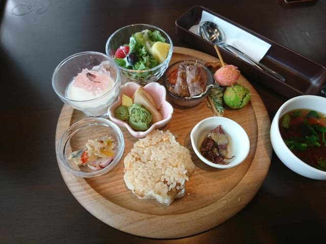 展望 星屑レストラン ガイア - サブ画像2