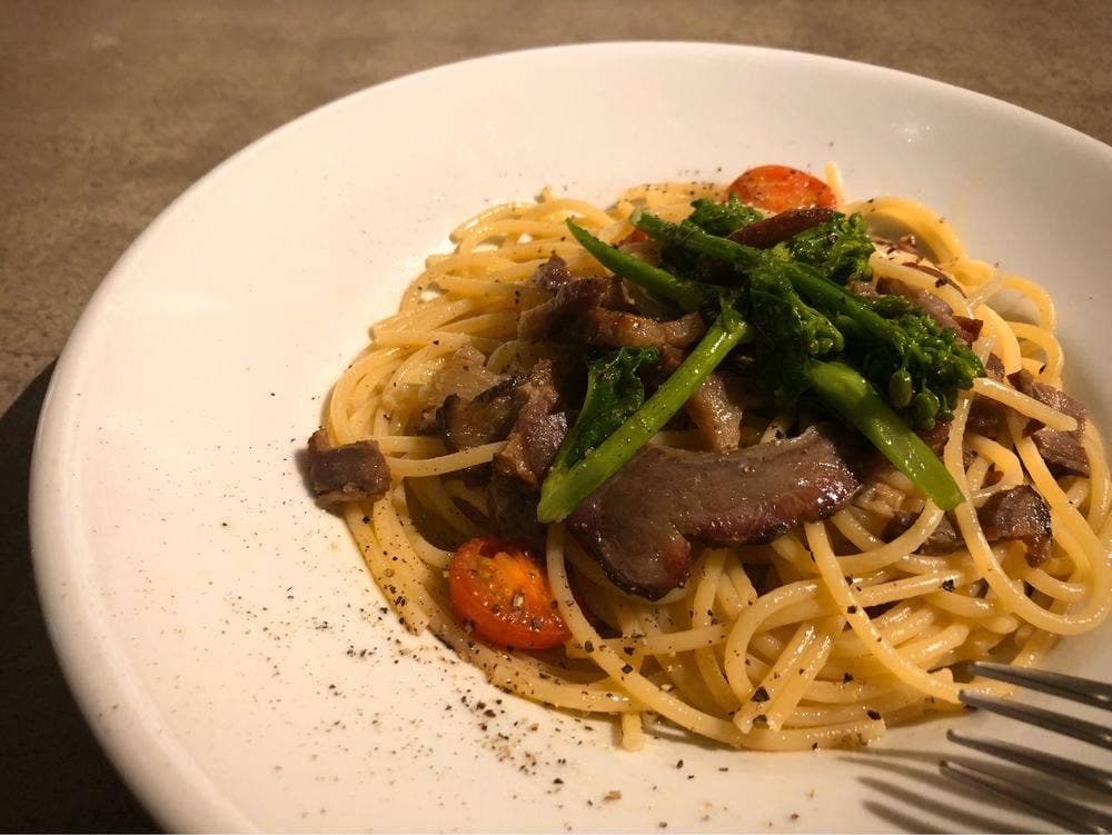 THE STRUCTURE HOSTEL&CAFE BAR