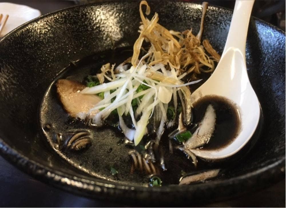 博多とんこつ神 高知ひろめ店