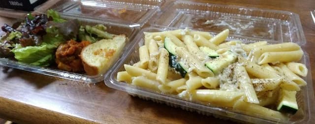 ワイン食堂 金の髭 - サブ画像1