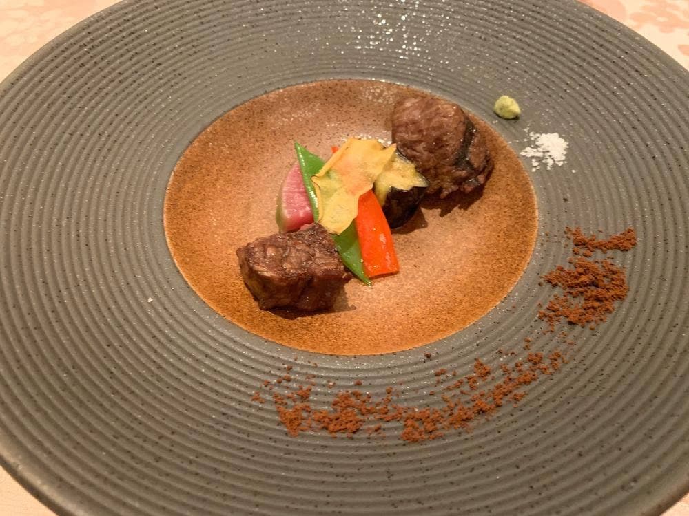 鶴ケ岡会館