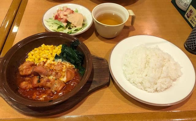 サイゼリヤ 池袋芸術劇場前店 - サブ画像3