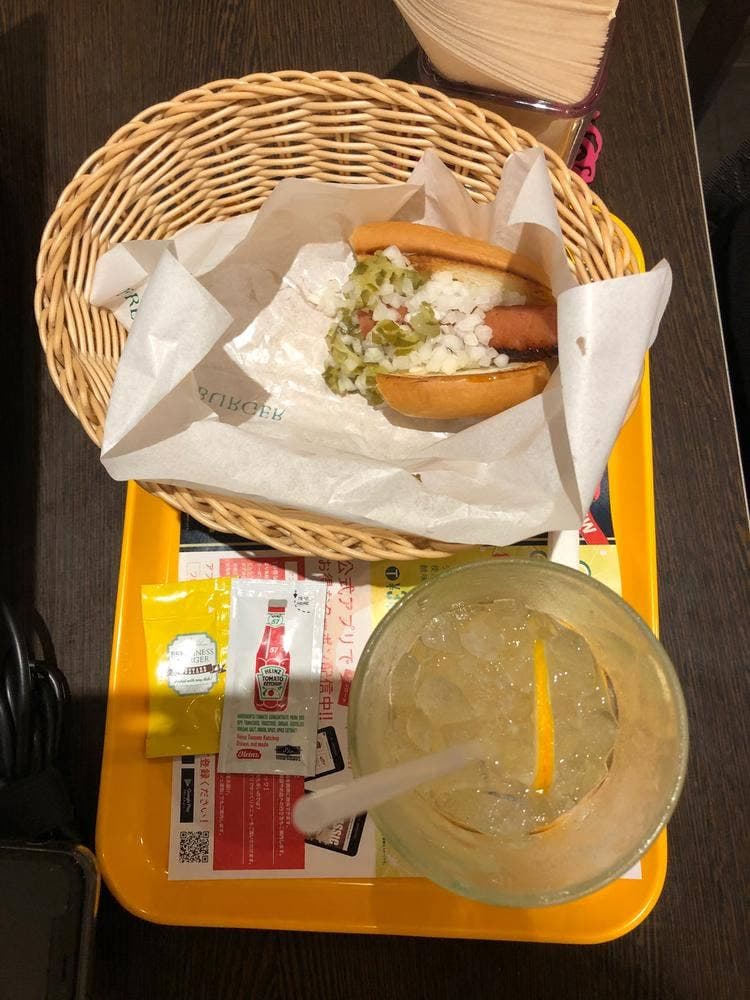 フレッシュネスバーガー 青葉台店