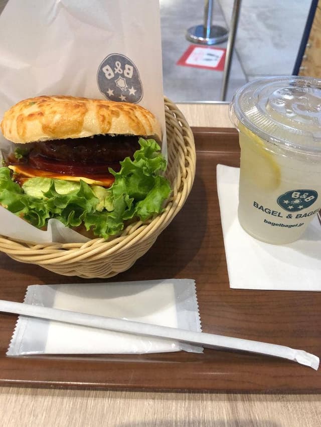 BAGEL & BAGEL ワールドワイド グランベリーパーク店 - サブ画像1