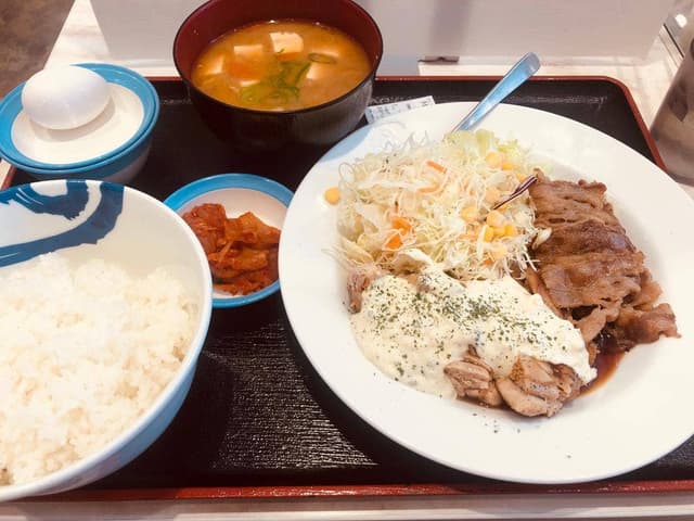 松屋 ユニゾイン神戸三宮店 - サブ画像1