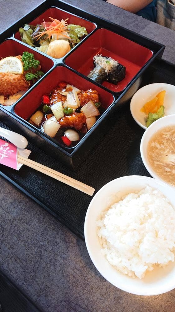 彩華中国菜館