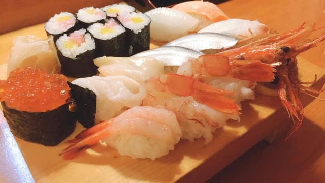 や台ずし 武蔵関南口駅前町 - サブ画像1