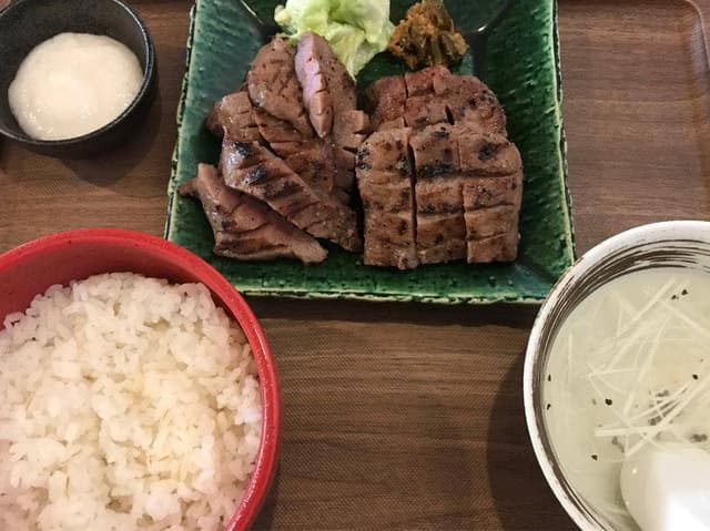 牛たん満月 - サブ画像1