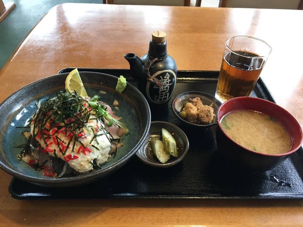 お食事処 お多福