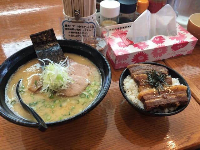 三代目 久留米ラーメン よかろうもん - サブ画像2