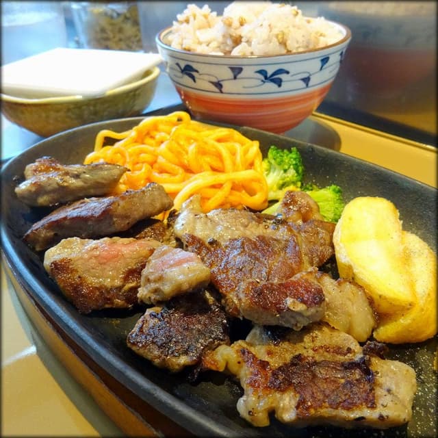 やよい軒 南郷通19丁目店 - サブ画像3