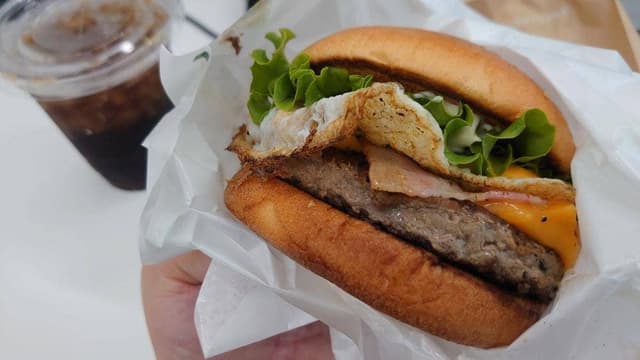 フレッシュネスバーガー 品川グランパサージュ店 - サブ画像2
