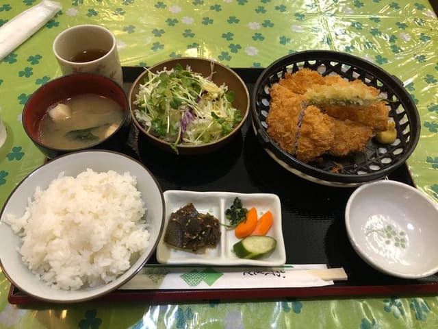 とんかつ かつ屋 - サブ画像3
