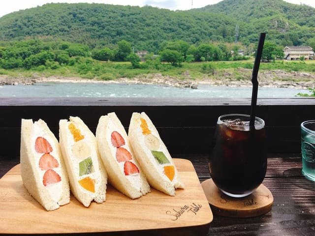 Sakura Table by the River - サブ画像1