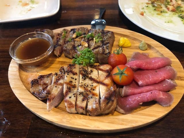 ステーキ JUNKY! 西口店 - サブ画像3